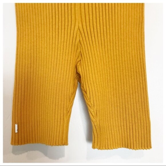 Vatanika Body Language Set Size 4 - Picture 10 of 13